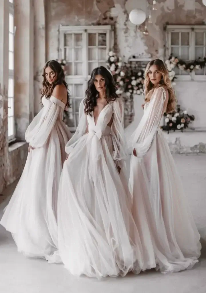 Novia romántica con vestido de tul para boda en granada